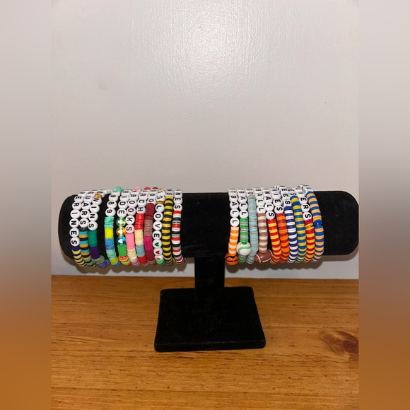 Virginia Tech Hokies Heishi Bracelet - Picture 6 of 11